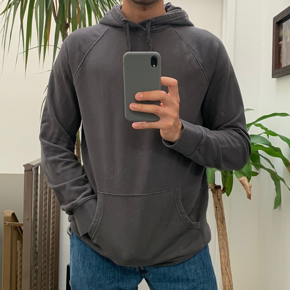GRAY HOODIE Size LARGE, 100% Cotton, Classic Grey Hoodie. Soft Washed.